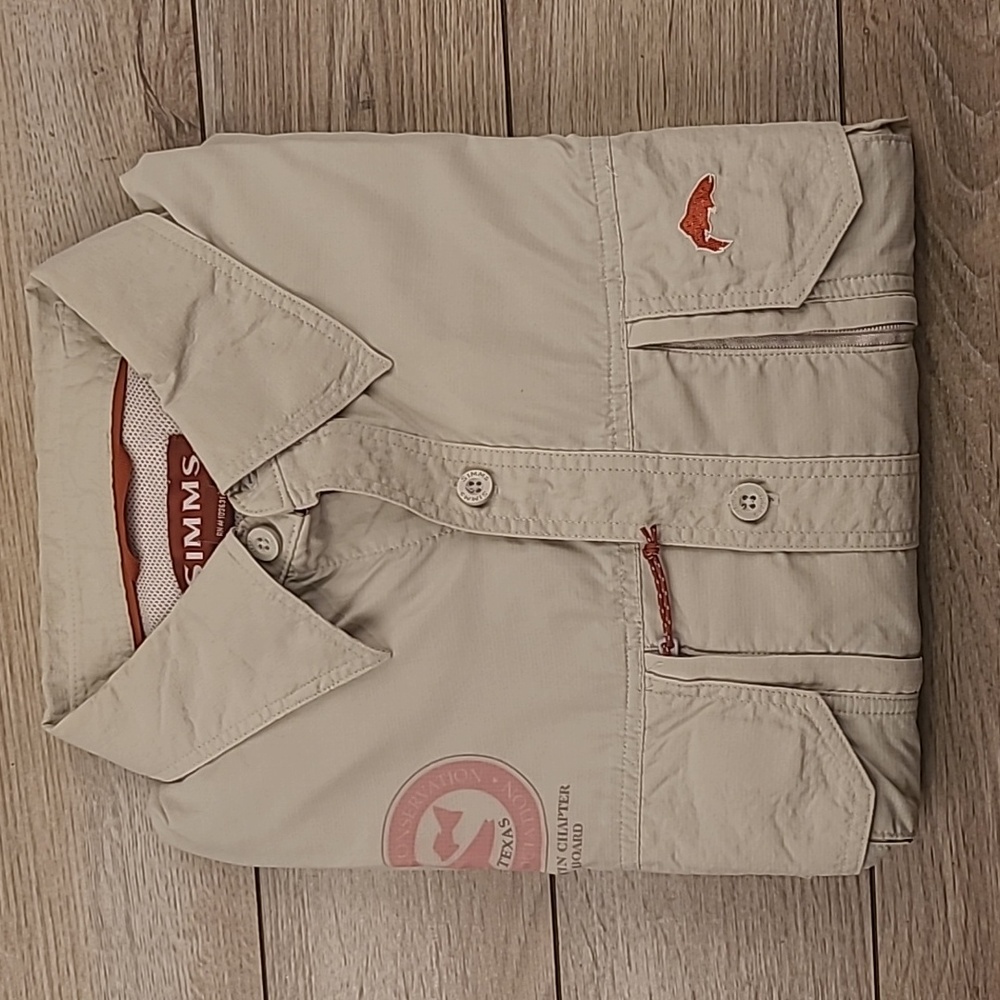 SIMMS Hunting Fishing Khaki Beige Nylon Austin Chapter XL Mens Long Sleeve Shirt